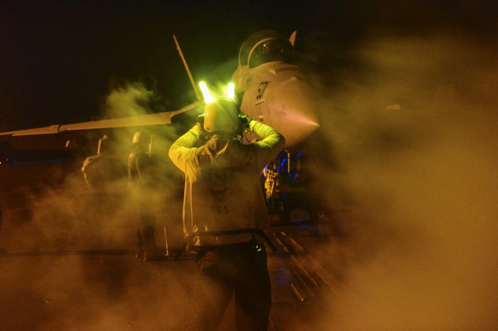 Sorties From U.S. Aircraft Carrier Against Islamic State Positions; Persian Gulf, May 2015
