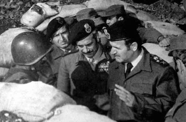 Syria&acute;s president Hafez al-Asad and Defense Minister Mustapha Tlas, Golan, 1973