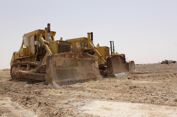 Bulldozers fortify rebel defences in Ajadabiya - Libyan civil war 