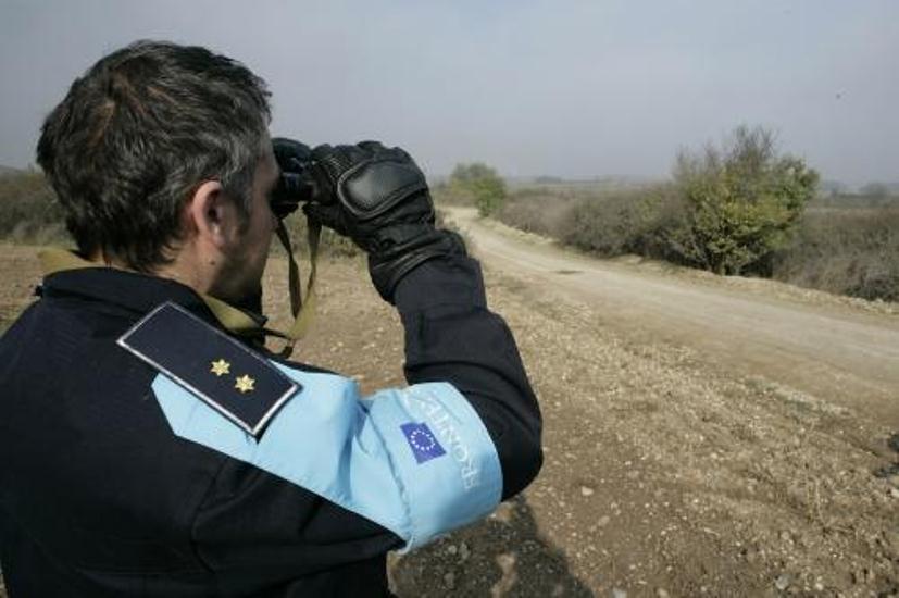 Europe's Border Police: FRONTEX at the Greece-Turkey Border, 2010