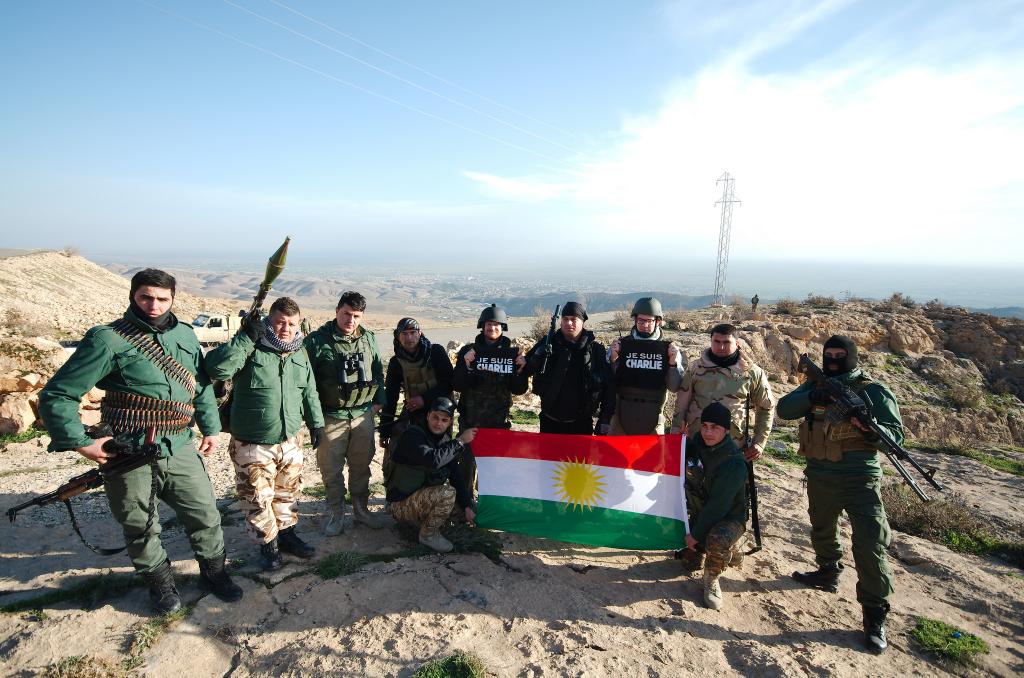 Kurdish Peshmerga Express Solidarity with Hebdo, Shingal Iraq, Jan 2015