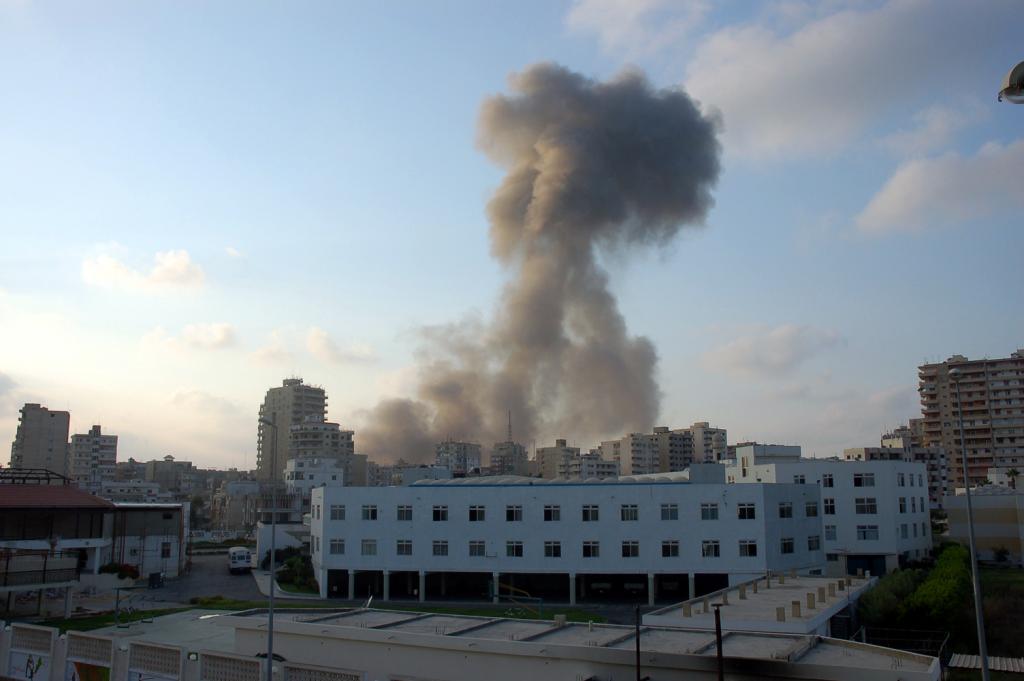 Tyre air strike, Lebanon, July 2006