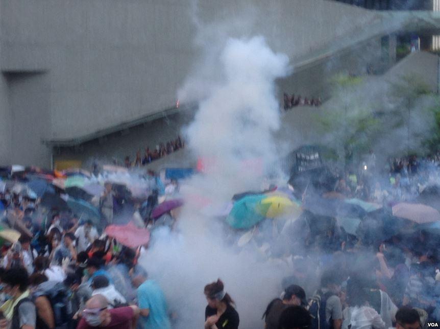 Tear Gas Fired on Protesters, Hong Kong, September 2014