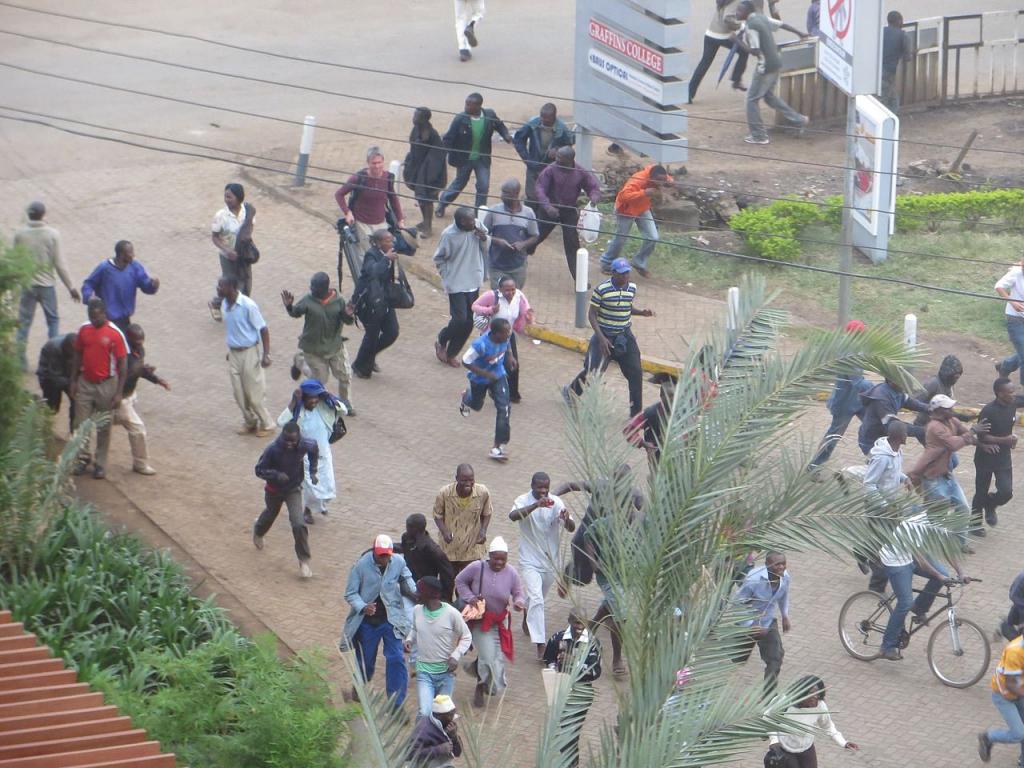 Civilians Flee Westgate Attack - Kenya