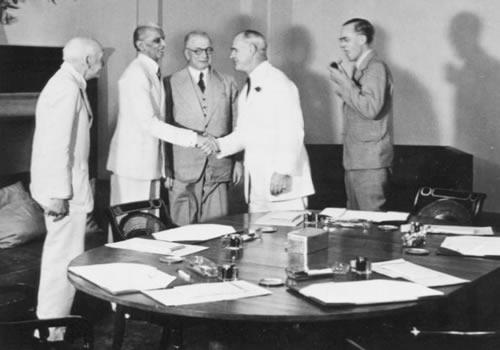 British Cabinet Mission Meets Jinnah in India, 1946