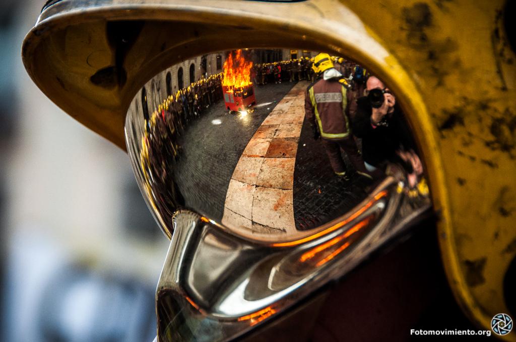 Catalan Firemen Protest in Barcelona 2014