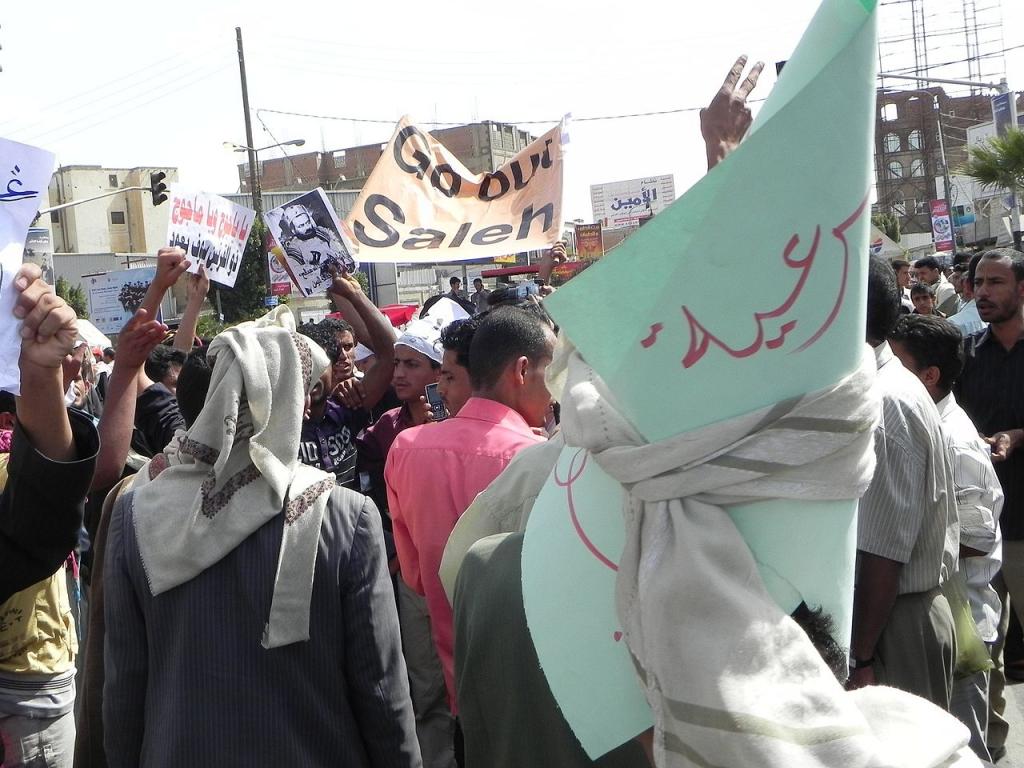 Tribesmen Reinforce Yemeni Student Protesters