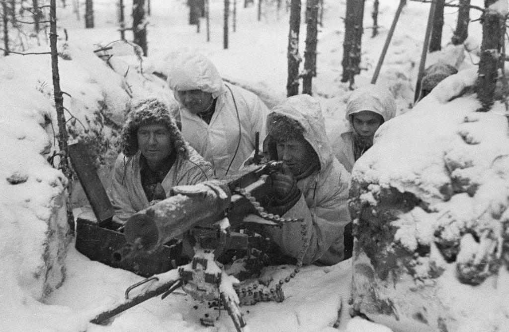 Finnish Troops man Machine Gun during Winter War, 1940.
