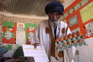 Some of the most vulnerable refugees receive fresh eggs.