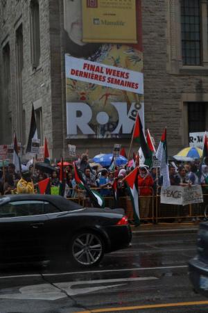 Hundreds protest in Toronto over Israeli action in Gaza